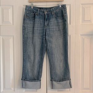 Women's Classic Blue Capri Jeans